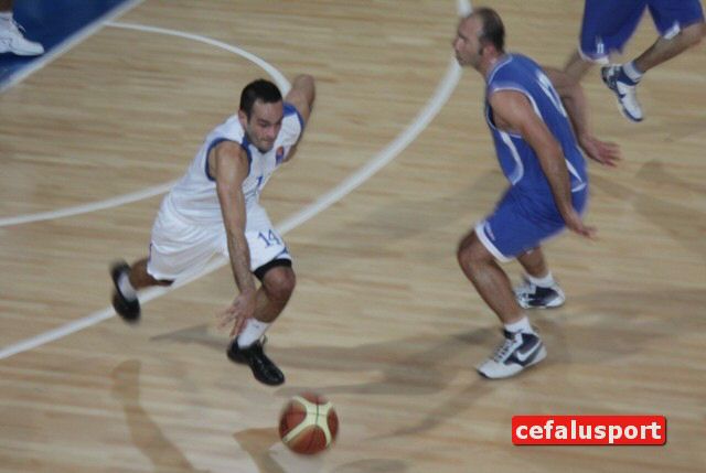 101128_sport 048y_tn.jpg